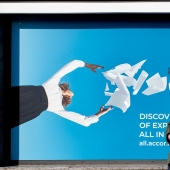 Life-Best Director: Funny Coincidences in Jesse Lindenberg's Street Shots