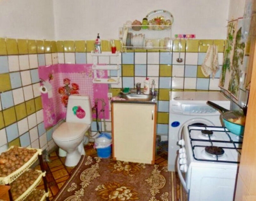 Life in the style of "smart" or How to make a coffee while sitting on the toilet Life in the style of "smart" or How to make a coffee while sitting on the toilet