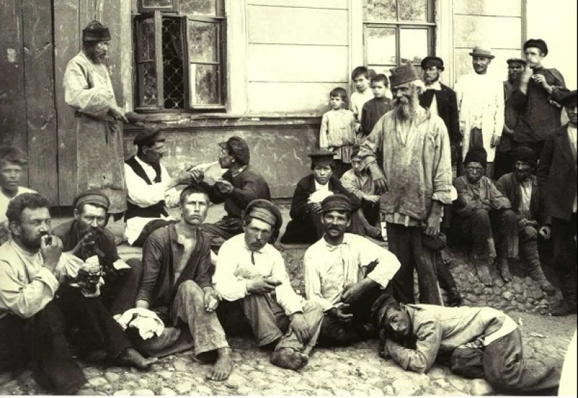 Life with an outstretched hand: how they begged in tsarist Russia Life with an outstretched hand: how they begged in tsarist Russia