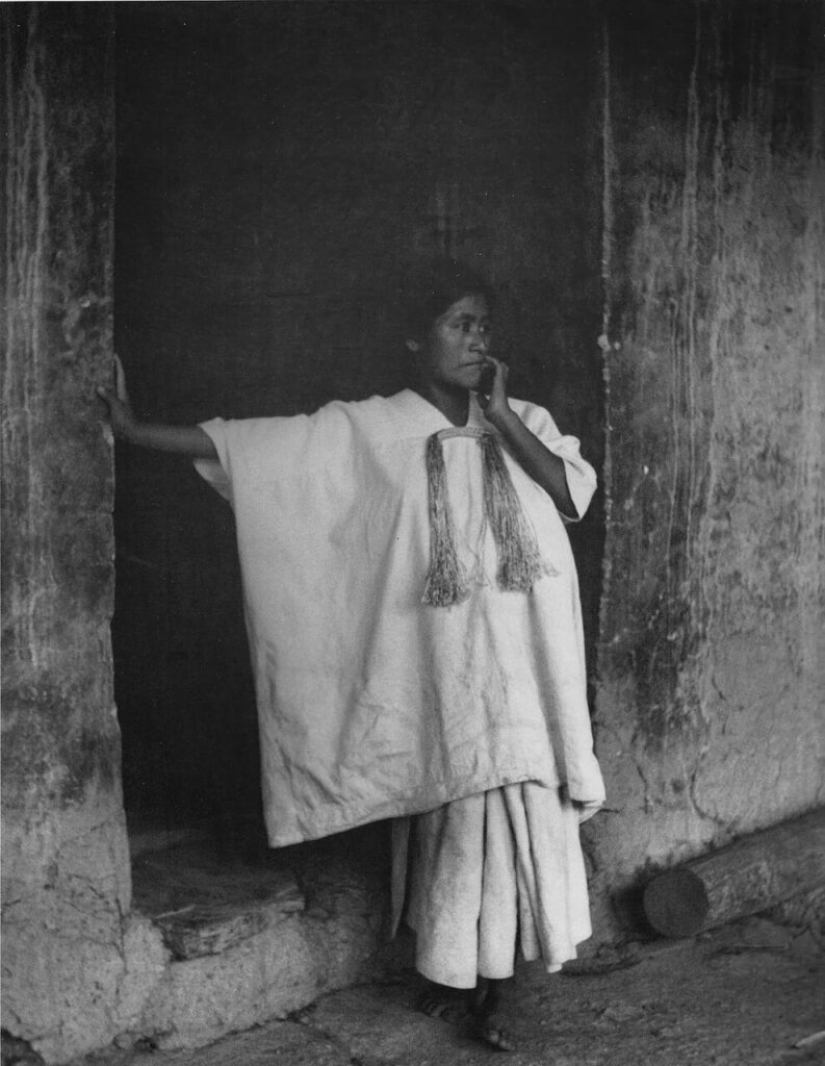 Lola Alvarez Bravo - Mexican Photography in Female Hands Lola Alvarez Bravo - Mexican Photography in Female Hands