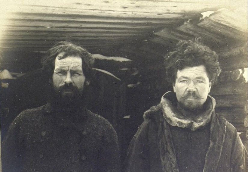 Looked like before the peasants in the age of 30-40 years Looked like before the peasants in the age of 30-40 years