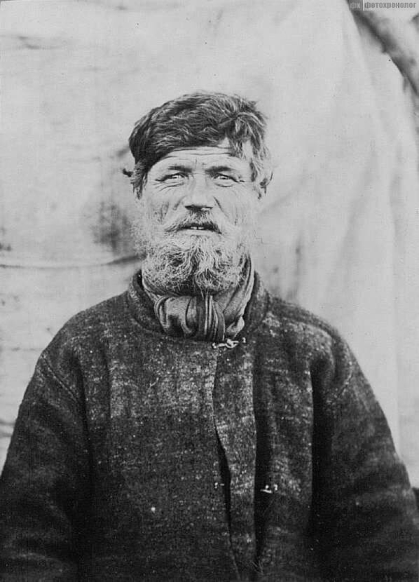 Looked like before the peasants in the age of 30-40 years Looked like before the peasants in the age of 30-40 years