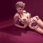 Los caballeros prefieren: 10 rubias famosas que una vez cambiaron el color de su cabello