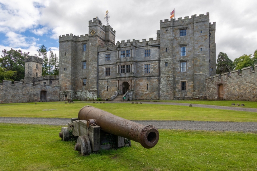 Los fantasmas de Chillingham: Los oscuros secretos del castillo más espeluznante de Inglaterra Los fantasmas de Chillingham: Los oscuros secretos del castillo más espeluznante de Inglaterra