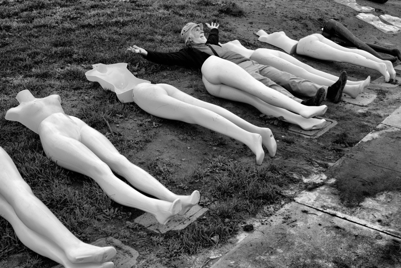 Los últimos días del paraíso bohemio: la loca playa de Venecia en la lente de un fotógrafo israelí Los últimos días del paraíso bohemio: la loca playa de Venecia en la lente de un fotógrafo israelí