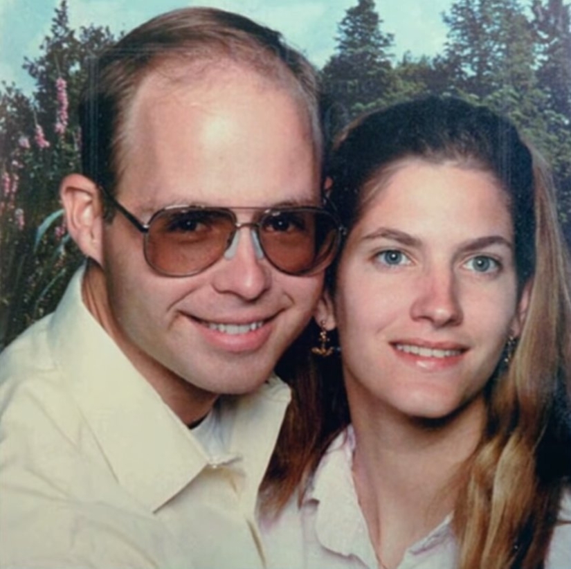 Lost in the Ocean: The Tragic Story of Tom and Eileen Lonergan Lost in the Ocean: The Tragic Story of Tom and Eileen Lonergan