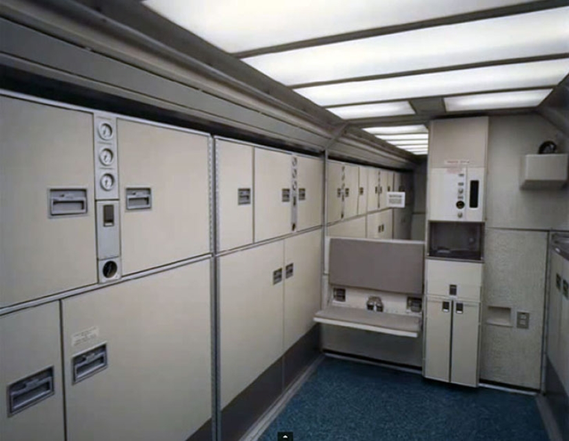 Luxury flight in the seventies on a Boeing 747 Luxury flight in the seventies on a Boeing 747