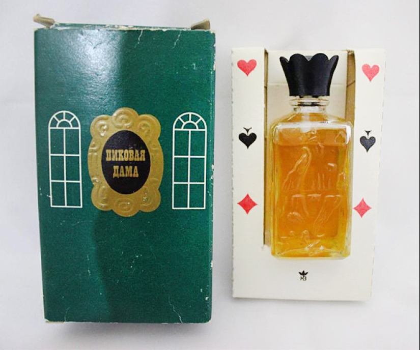 Made in the USSR: legendary cosmetic products and their advertising campaigns Made in the USSR: legendary cosmetic products and their advertising campaigns