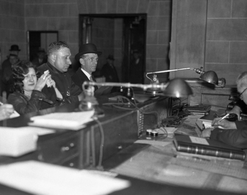 Madrina: 25 fotos raras de mujeres del mundo gángster Madrina: 25 fotos raras de mujeres del mundo gángster