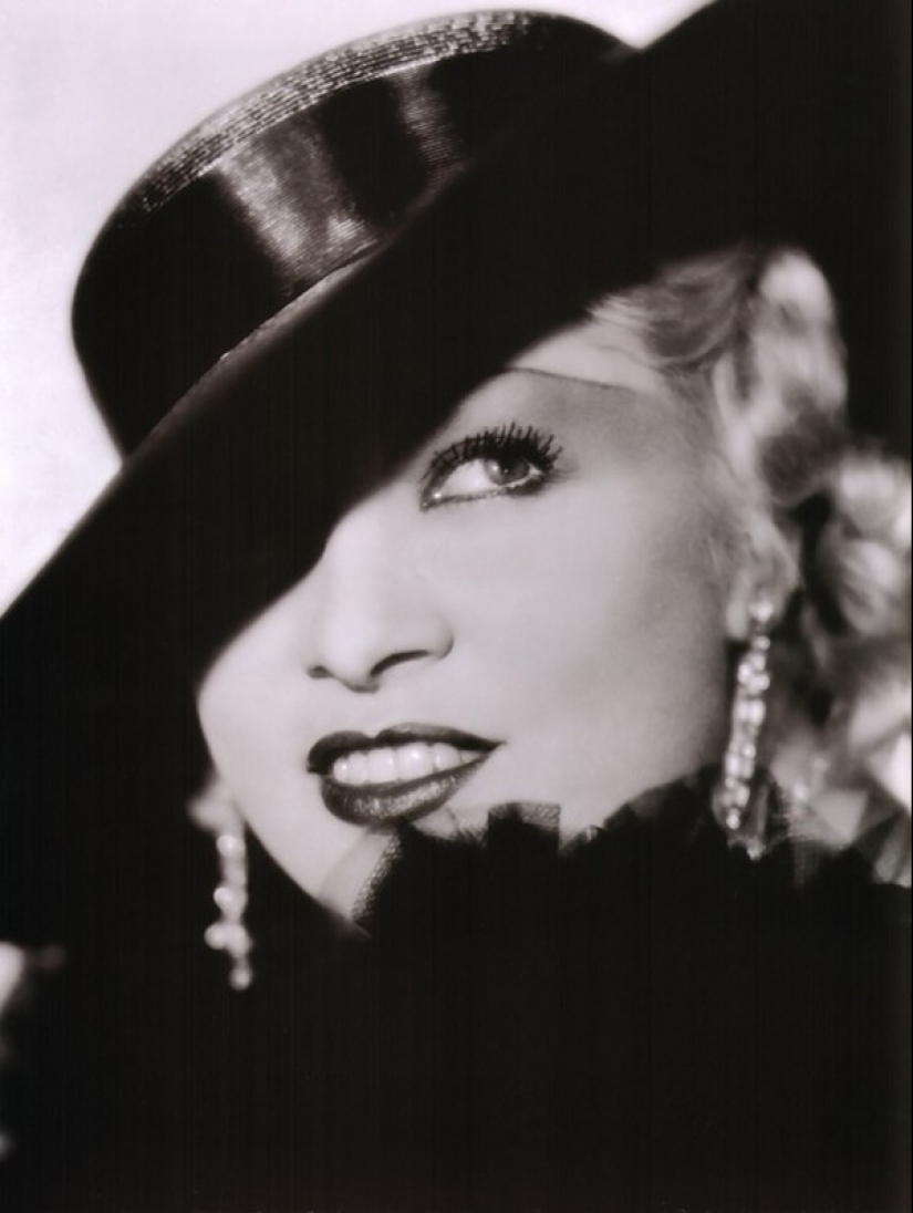 Mae West-the controversial actress who became the first sex symbol of America