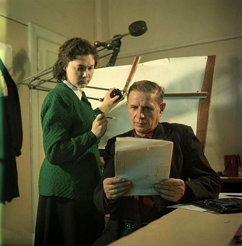 Magazine "Ogonek": illustrations of Soviet life Magazine "Ogonek": illustrations of Soviet life