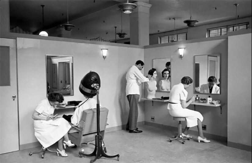 Mannequin named Cynthia doll, which was the envy of Marilyn Monroe