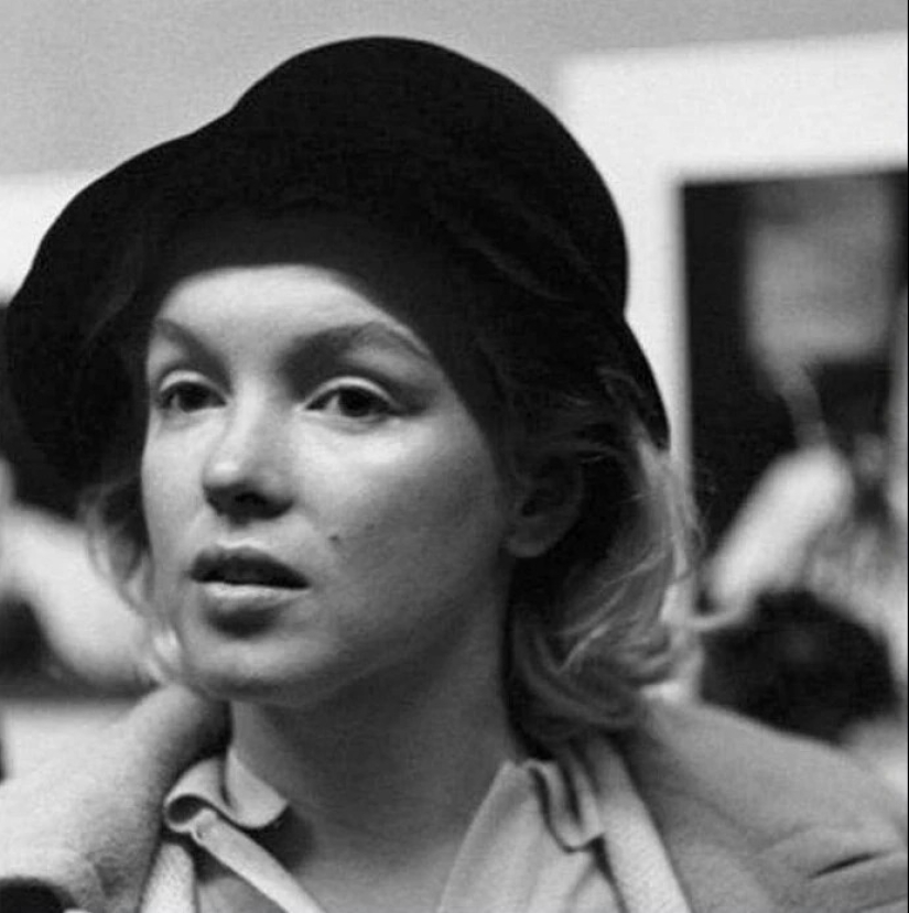 Marilyn Monroe without makeup and 33 more interesting and rare photos from the past Marilyn Monroe without makeup and 33 more interesting and rare photos from the past