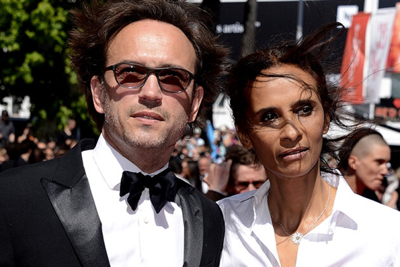 Married to a sex symbol: what the wives of Hollywood's hottest men look like