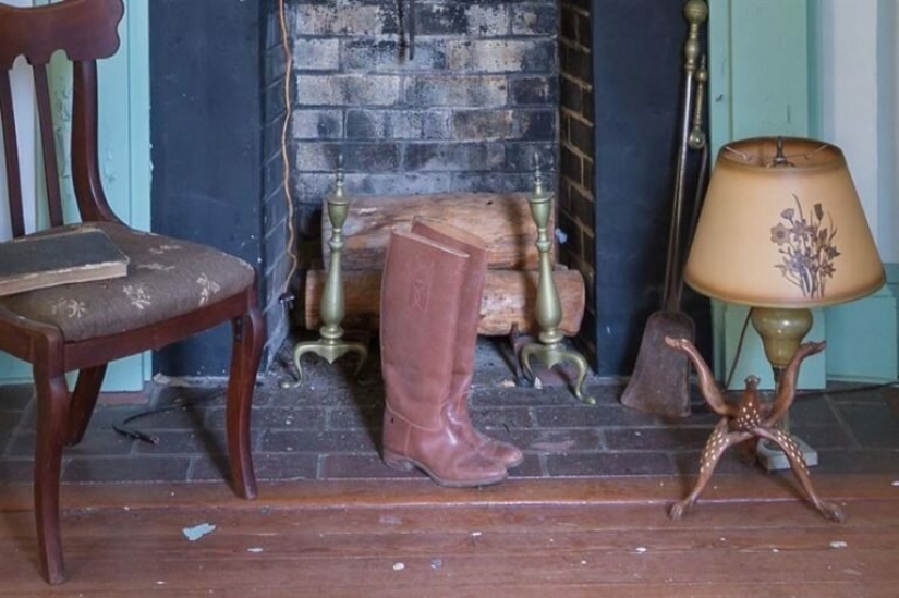 Master shooting abandoned locations Brian Sansivero entered the house of doctor Master shooting abandoned locations Brian Sansivero entered the house of doctor