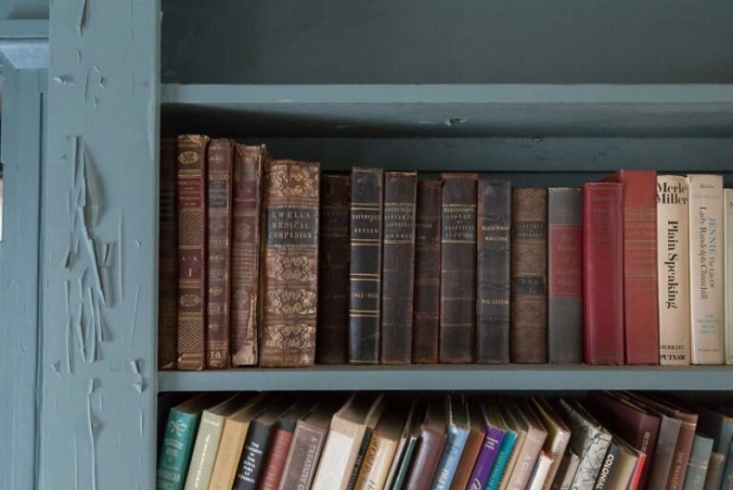 Master shooting abandoned locations Brian Sansivero entered the house of doctor Master shooting abandoned locations Brian Sansivero entered the house of doctor