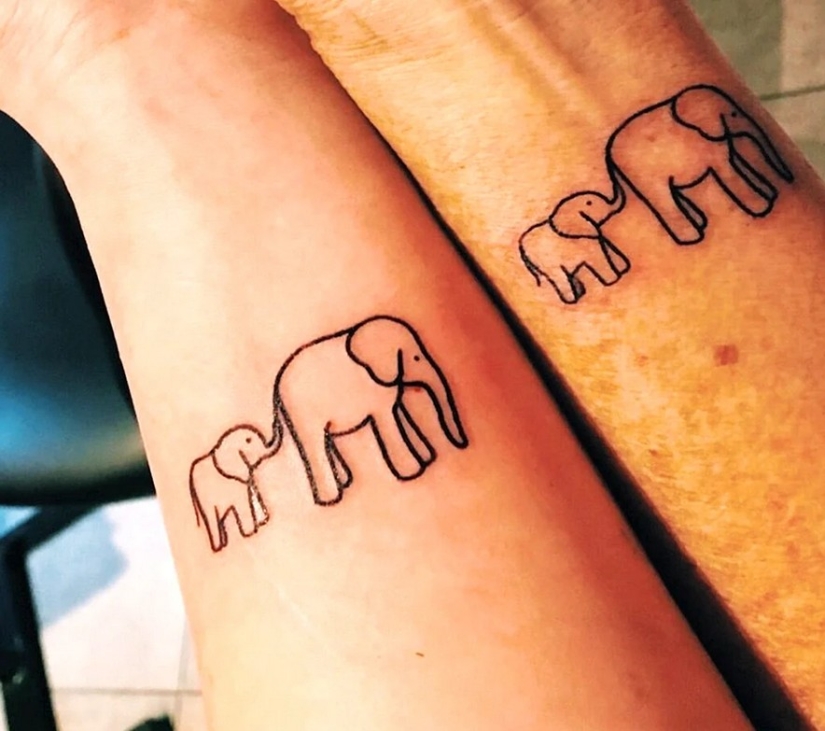 Matching Mom and Daughter Tattoos That Say a Lot Without Words