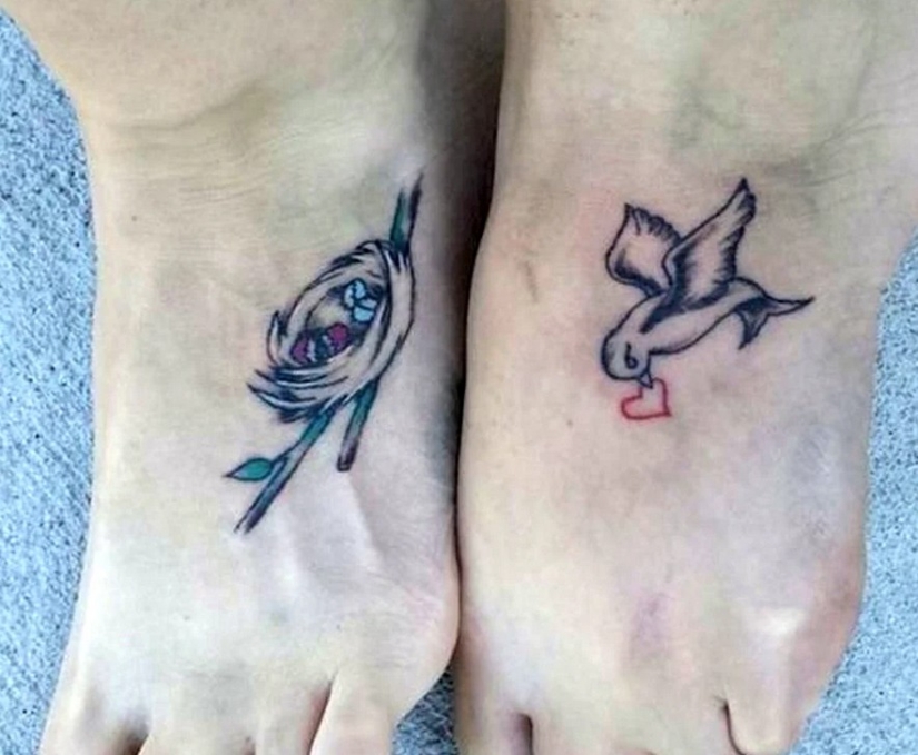 Matching Mom and Daughter Tattoos That Say a Lot Without Words