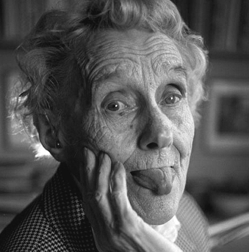 Maxim Gorky con una escoba y otros escritores, como usted no los ha visto Maxim Gorky con una escoba y otros escritores, como usted no los ha visto