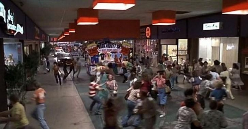 Megacentros comerciales abandonados en Estados Unidos. La decadencia del capitalismo Megacentros comerciales abandonados en Estados Unidos. La decadencia del capitalismo