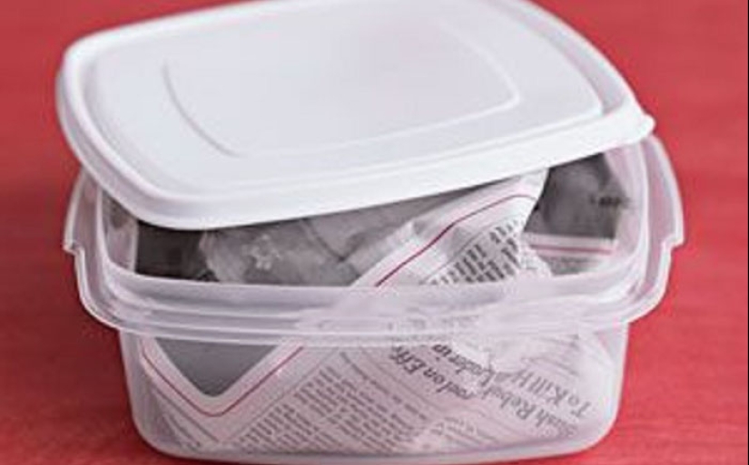 Memories from the past: 15 ways to use a read newspaper