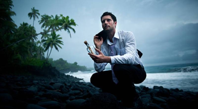 Messages Lost in the Ocean: Who Sent Mail in Bottles and Why