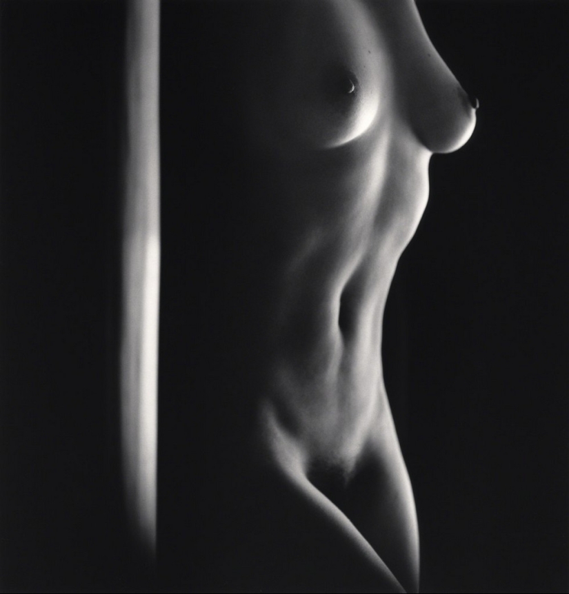 Michael Kenna's photo project "Rafu": female nude in the style of Japanese haiku