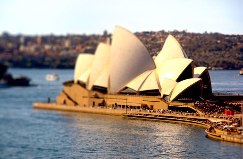 "Miniaturization" of megacities by Ben Thomas "Miniaturization" of megacities by Ben Thomas