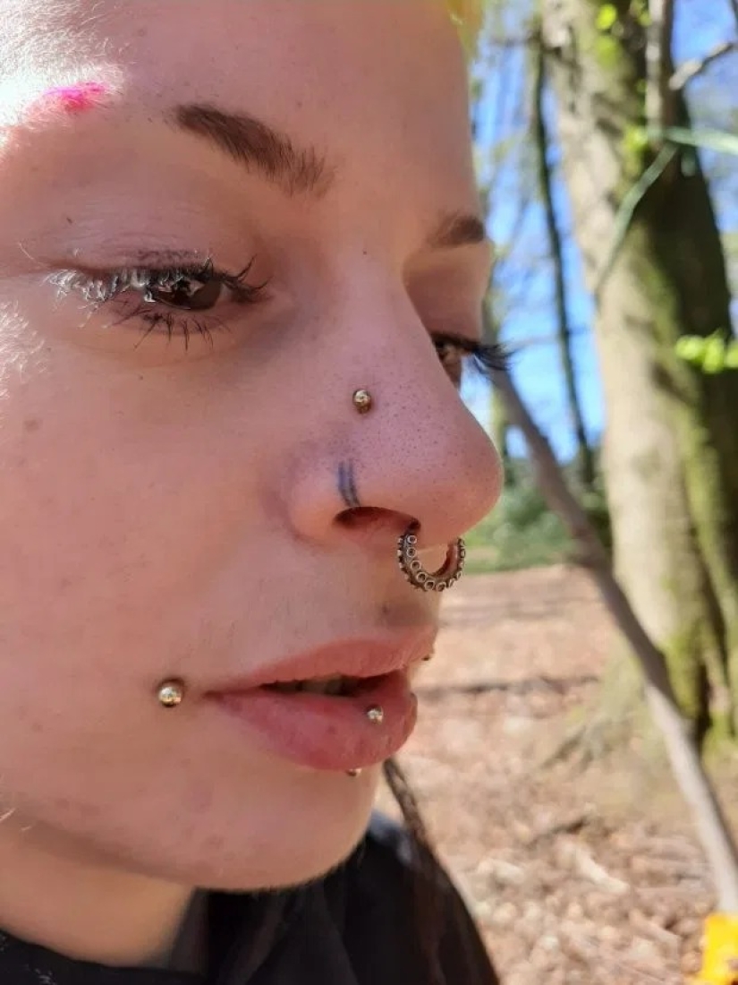 Mistakes of youth: the three British women regret what made face tattoos, drunk and foolishly