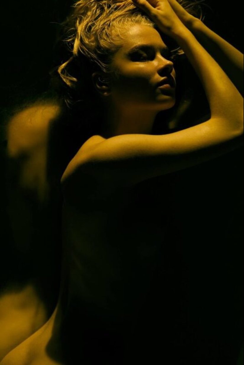 Moda-desnudo por Viktor Korneev Moda-desnudo por Viktor Korneev