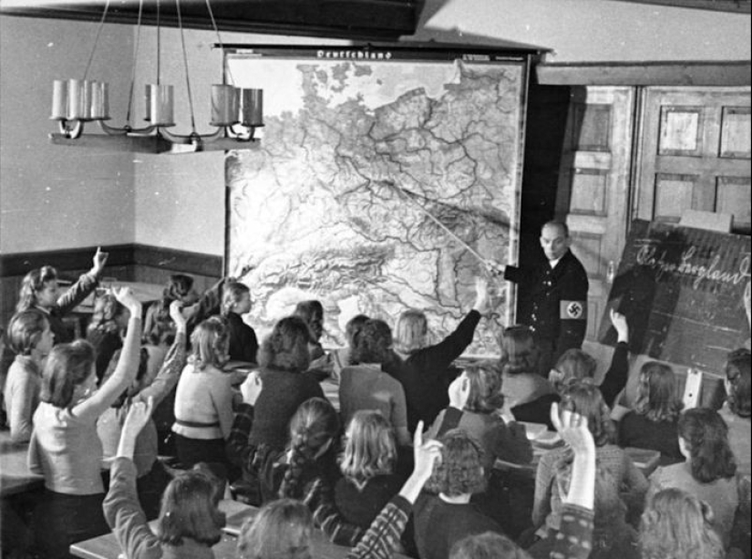 Monsters or ordinary people? What the everyday life of the Third Reich looked like Monsters or ordinary people? What the everyday life of the Third Reich looked like