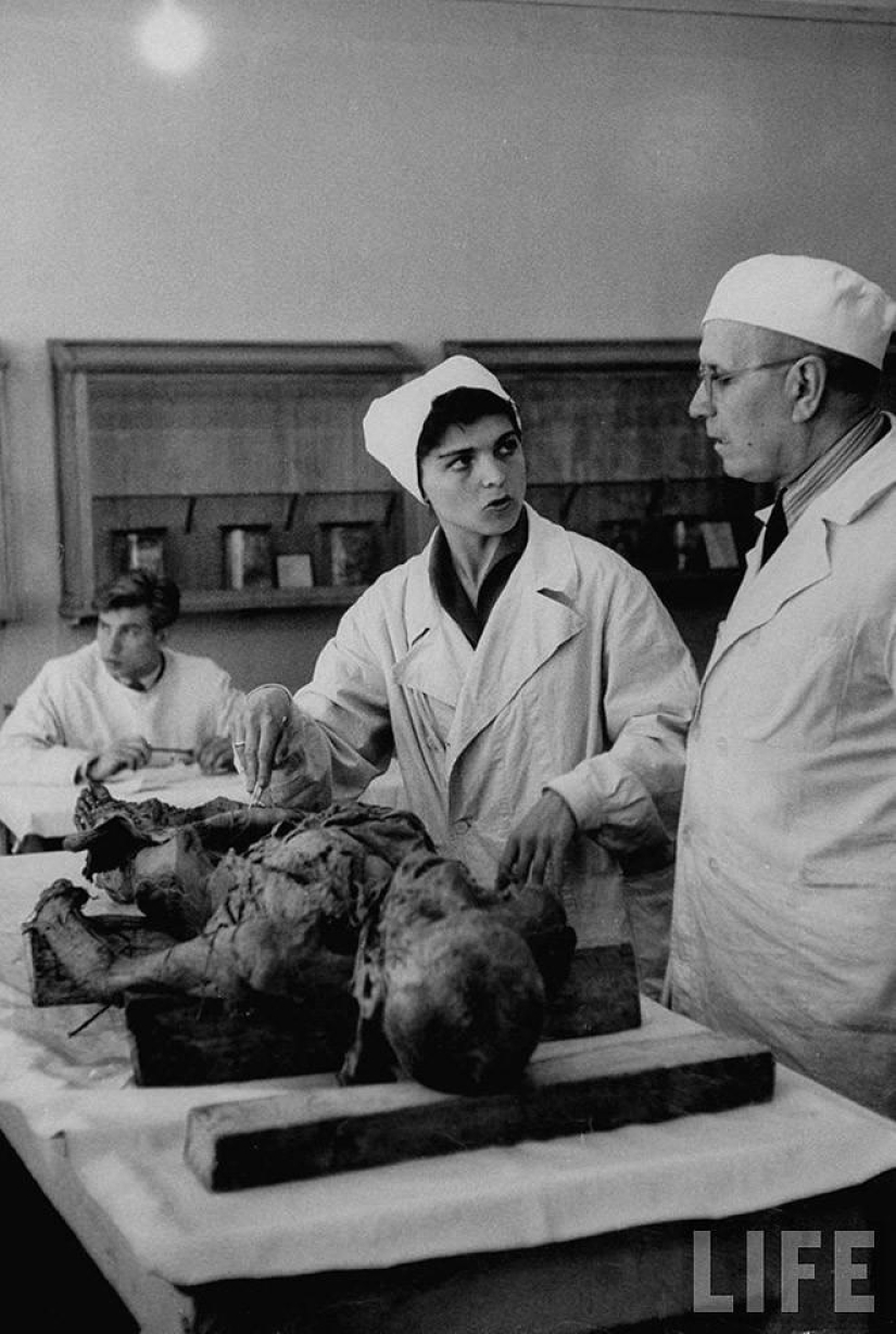 Moscovitas en 1956 en imágenes de la fotógrafa de LIFE Lisa Larsen