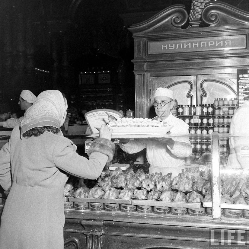 Moscow in 1947 through the eyes of an American Moscow in 1947 through the eyes of an American