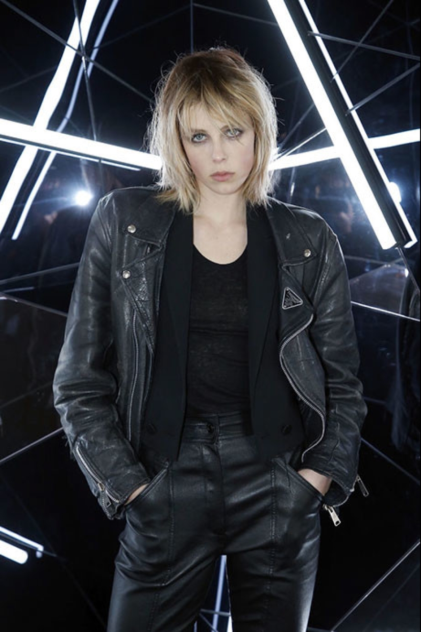 Más que buena apariencia: modelos con educación superior Más que buena apariencia: modelos con educación superior