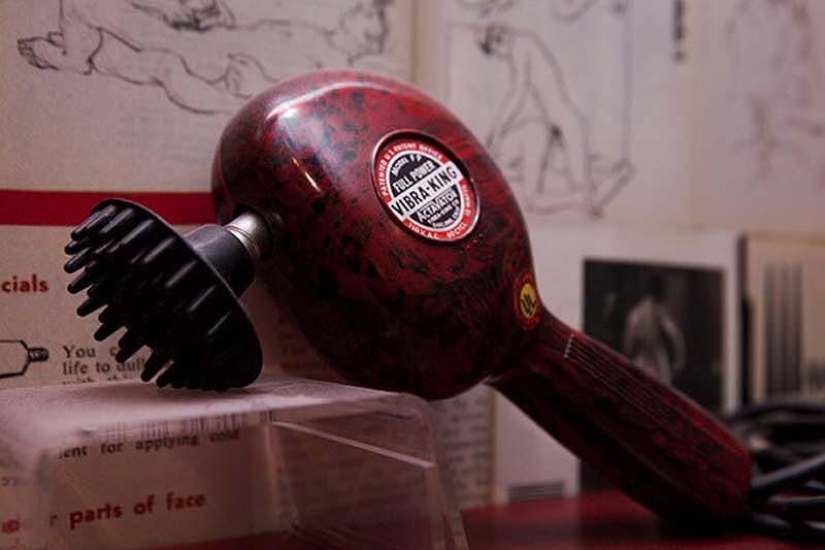 Mujeres al borde de la histeria: la historia de un vibrador Mujeres al borde de la histeria: la historia de un vibrador