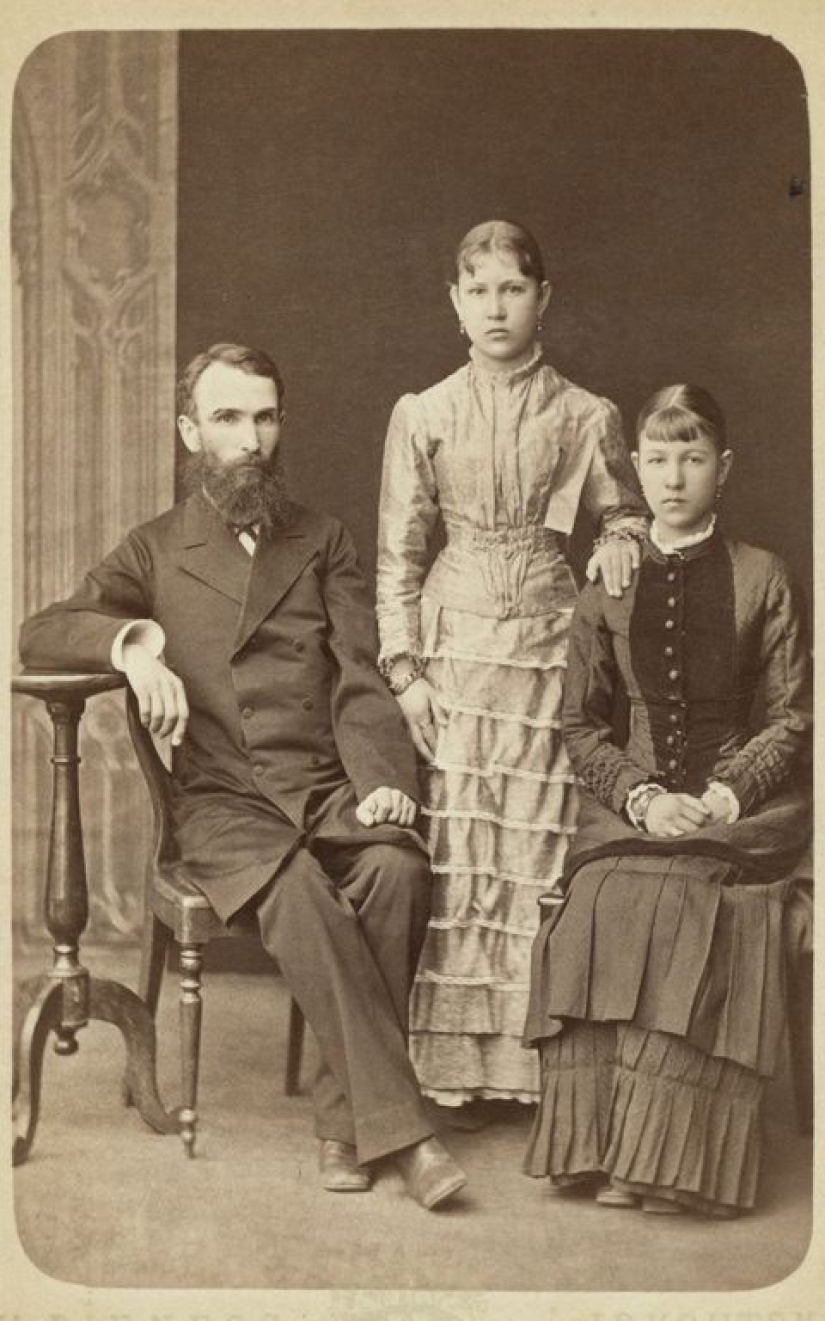 Multinational wealth of the Russian Empire of the 1870s‑1880s Multinational wealth of the Russian Empire of the 1870s‑1880s