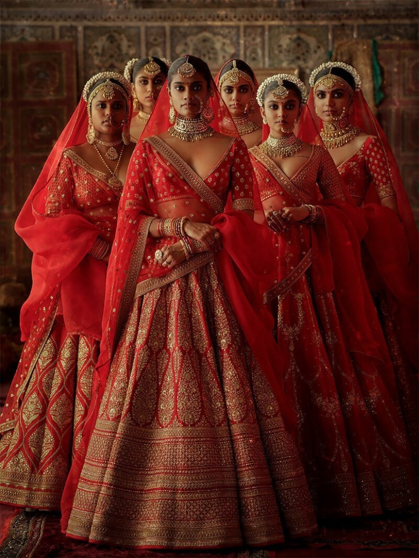 "Mumbai de la historia": la fusión de la boda tradicional de la moda de la India con las tendencias modernas "Mumbai de la historia": la fusión de la boda tradicional de la moda de la India con las tendencias modernas