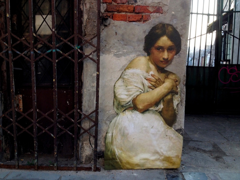 Museum Escapees: Portrait Painting from the Louvre and Prado on the Streets Museum Escapees: Portrait Painting from the Louvre and Prado on the Streets