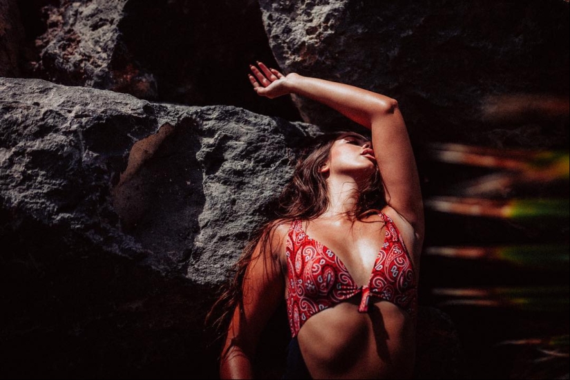 Natural female beauty and eroticism to the photos by Tony Andreas Rudolph