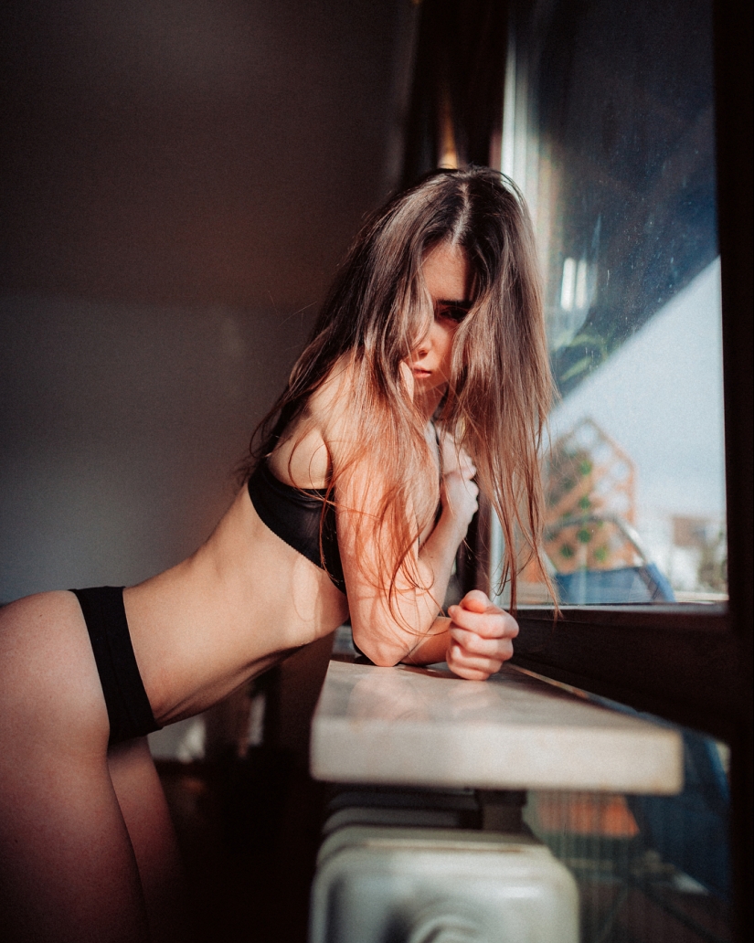 Natural female beauty and eroticism to the photos by Tony Andreas Rudolph