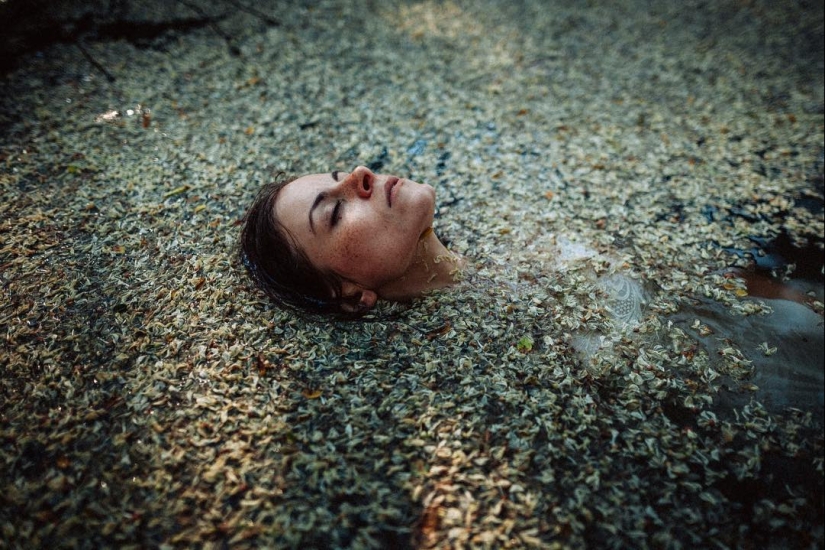 Natural female beauty and eroticism to the photos by Tony Andreas Rudolph