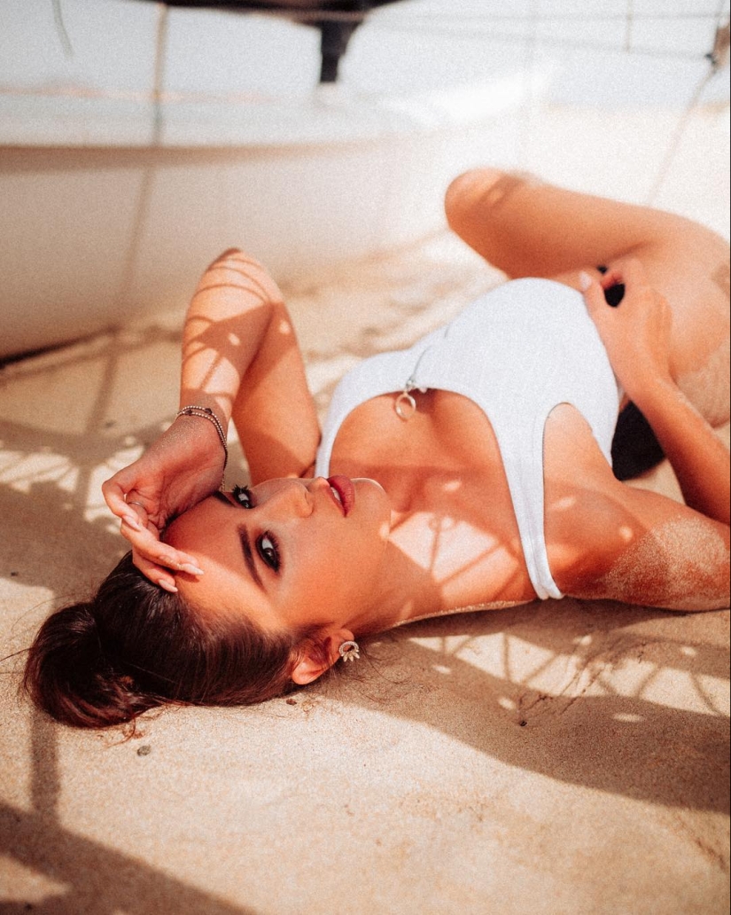 Natural female beauty and eroticism to the photos by Tony Andreas Rudolph