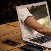 Network etiquette — 10 rules of online communication that you can't do without today