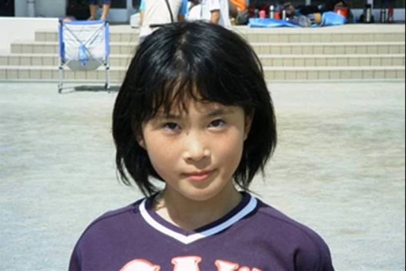 Nevada-chan - a girl killer with a box cutter