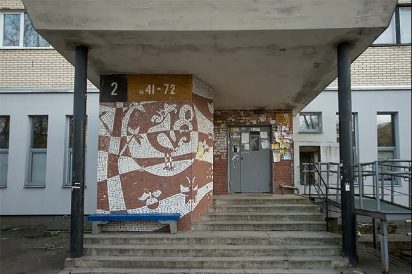 Único mosaicos, conservado desde los tiempos de la Unión Soviética Único mosaicos, conservado desde los tiempos de la Unión Soviética