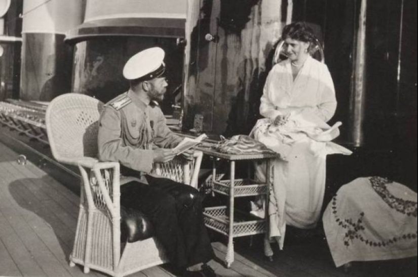 Nicolás II y Alejandra: la historia del amor verdadero hasta el último aliento Nicolás II y Alejandra: la historia del amor verdadero hasta el último aliento