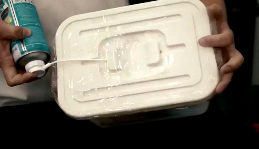 ¡No creerás lo fácil que es enfriar una bebida sin refrigerador!