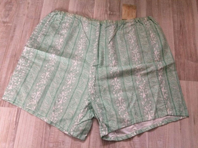 No eroticism for you! Breeches, grace and other underwear of the USSR times