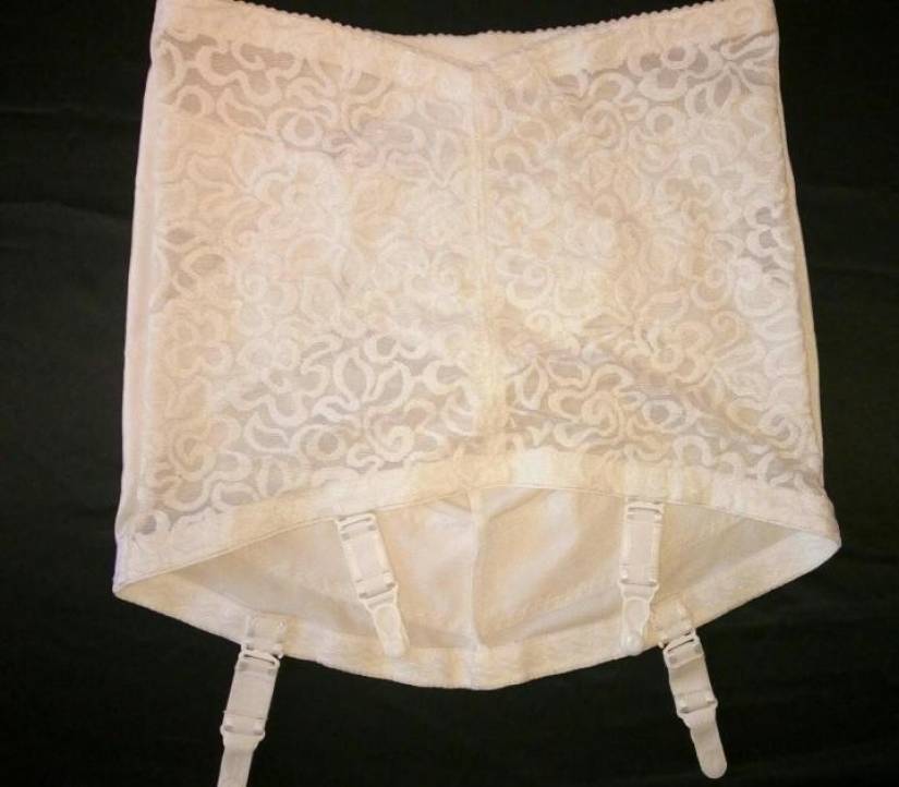 No eroticism for you! Breeches, grace and other underwear of the USSR times