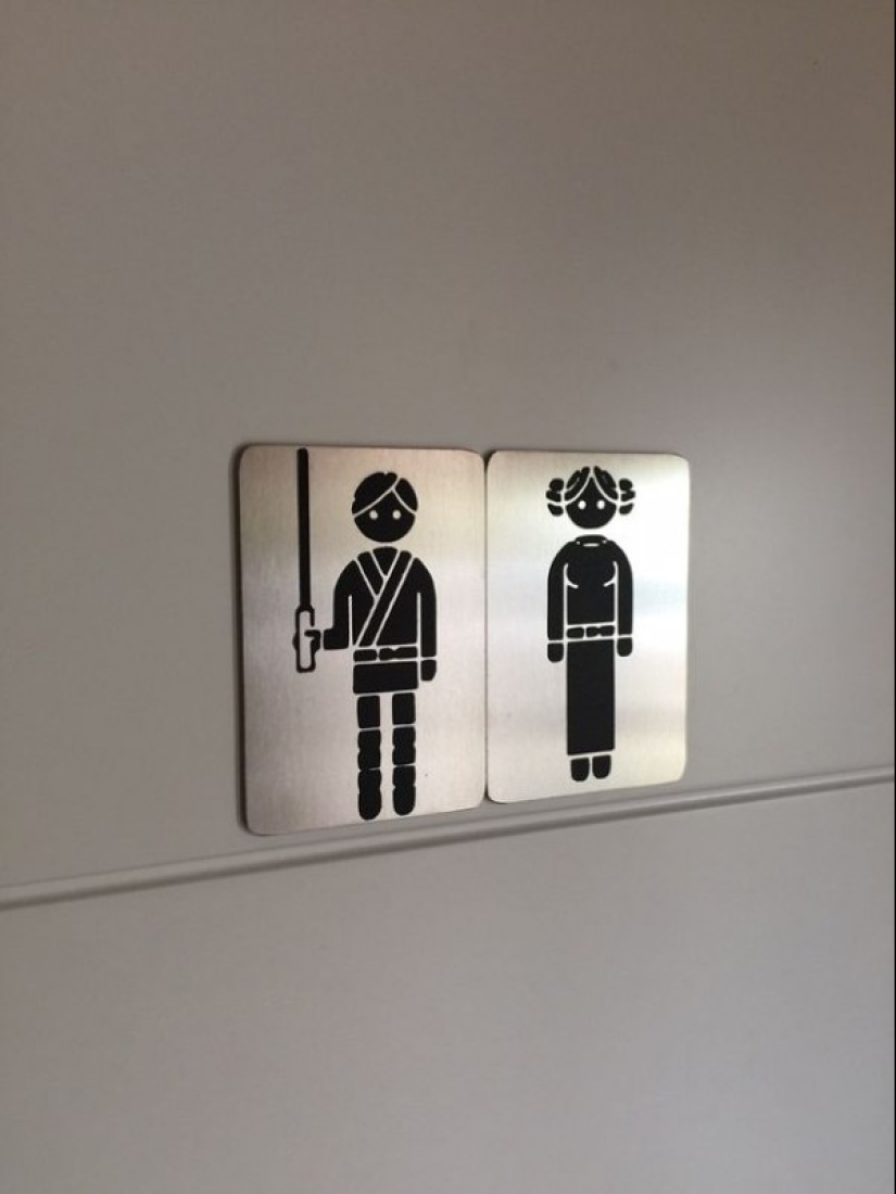 No more standard "Me" and "Jo" - the most creative toilet signs No more standard "Me" and "Jo" - the most creative toilet signs